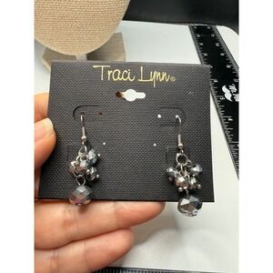 Traci Lynn Glimmer Earrings Gunmetal Beaded Cluster Dangle Fishhook New